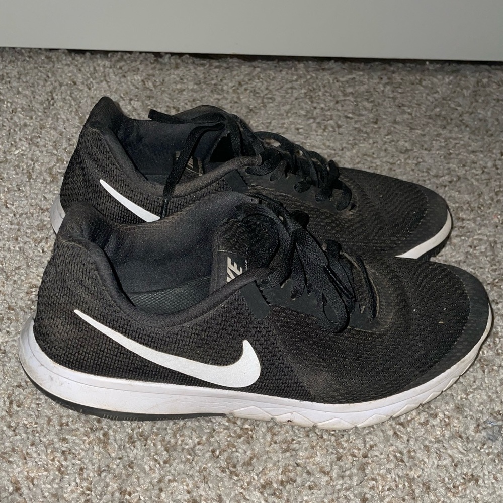 Black Nike Sneakers